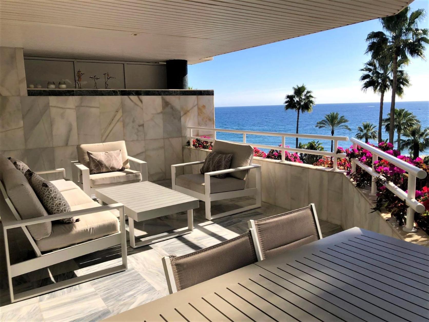Coral Beach Aparthotel Marbella Bagian luar foto