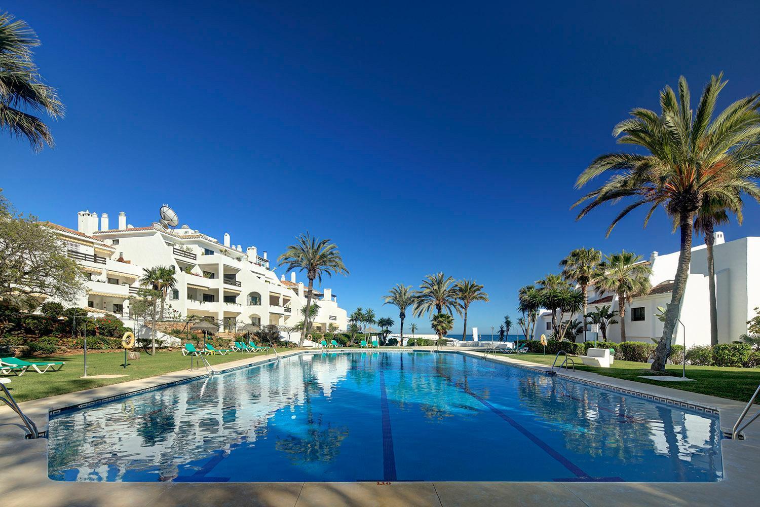 Coral Beach Aparthotel Marbella Bagian luar foto